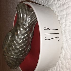 Rae Dunn kitty water bowl